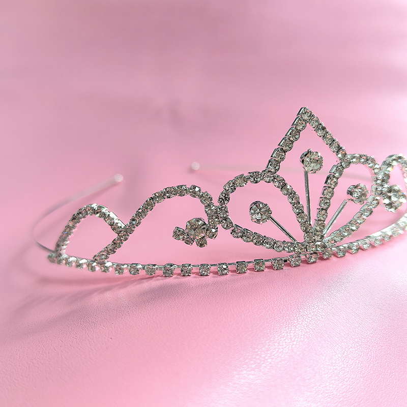 Women Knight Accessories - تاج زفاف فضي اللون مرصع بالأحجار