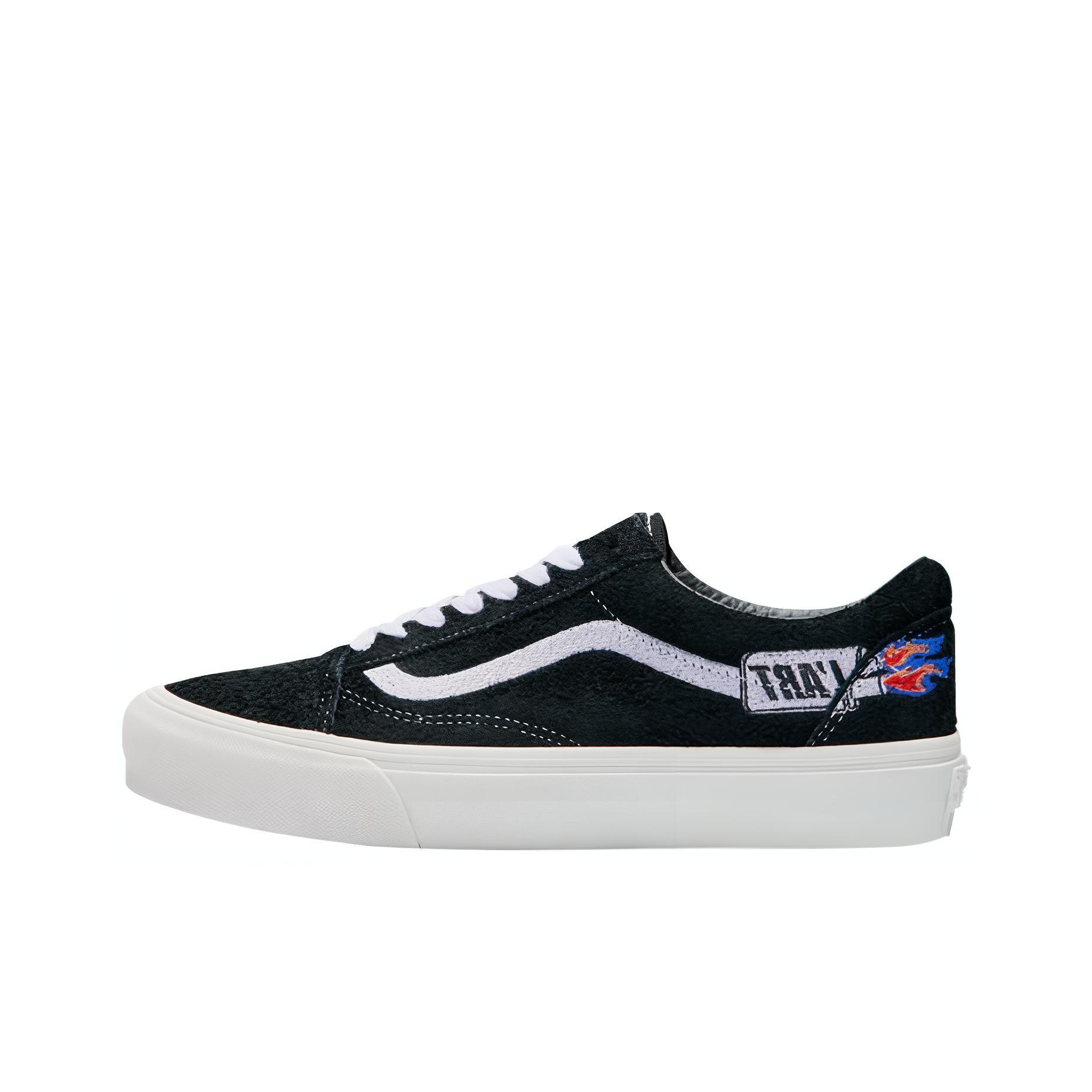 Vans Shoes Old Skool - حذاء فانز أولد سكول للتزلج للجنسين