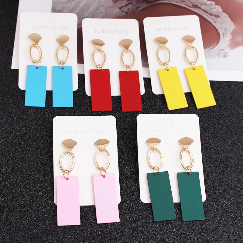 Statement Earrings Oversized - أقراط عتيقة للنساء ، مجوهرات معدنية