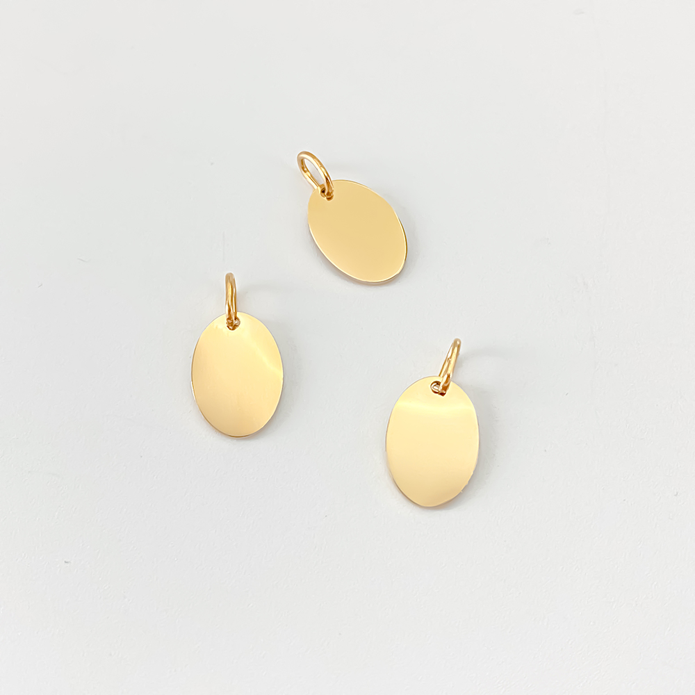 إمانتكو: إكسسوارات بسيطة بيضاو - مراجعة Women Accessories Outlet وسعره