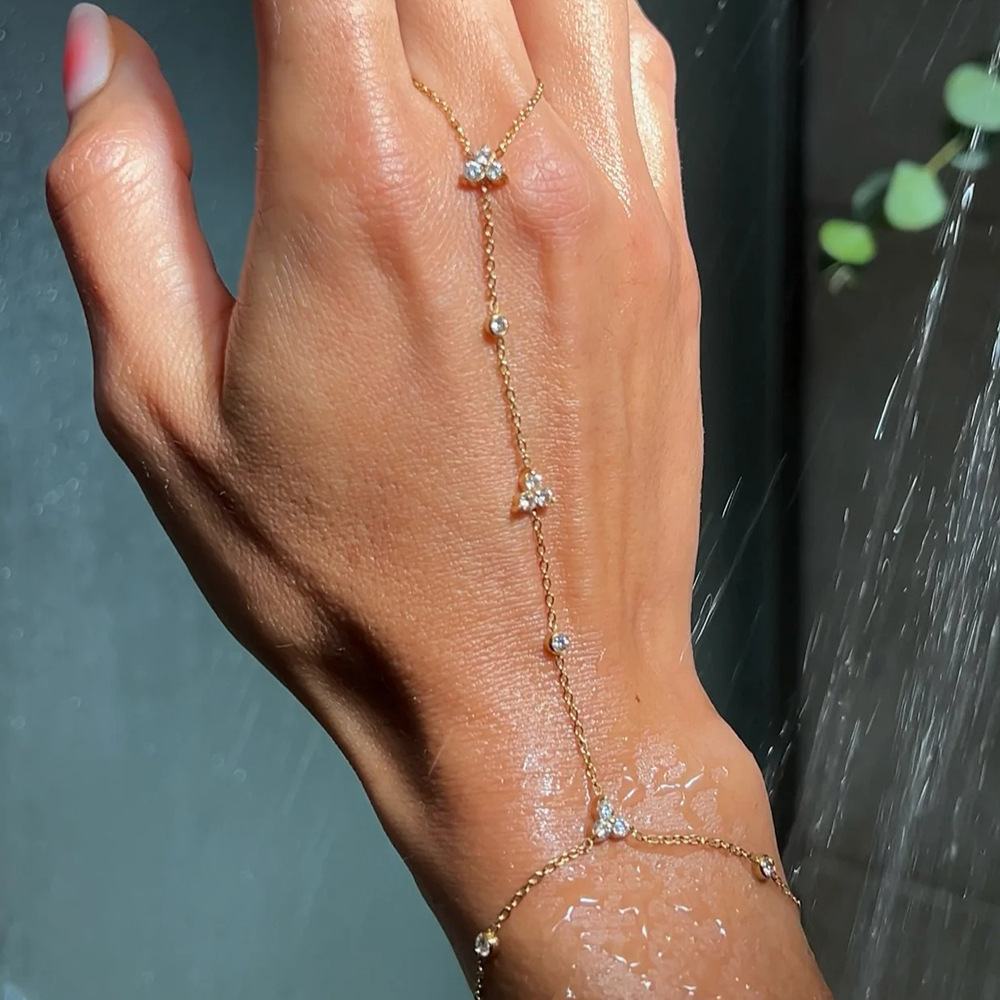 سوار كريستالي بدون أصابع لليد  - مراجعة Women'S Accessories Amazon وسعره