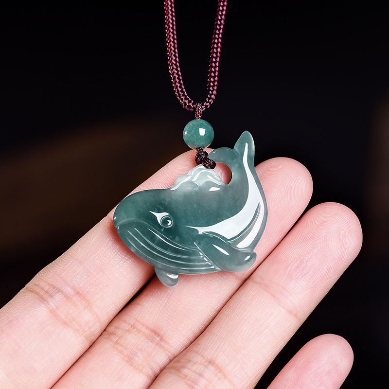 قلادة حجر اليشم البورمي الطبيع - مراجعة Woman Accessory وسعره