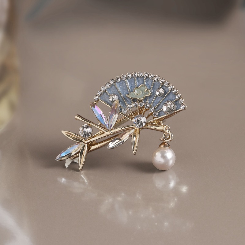 مشبك شعر جانبي أنيق على الطراز - مراجعة Women'S Affordable Accessories وسعره